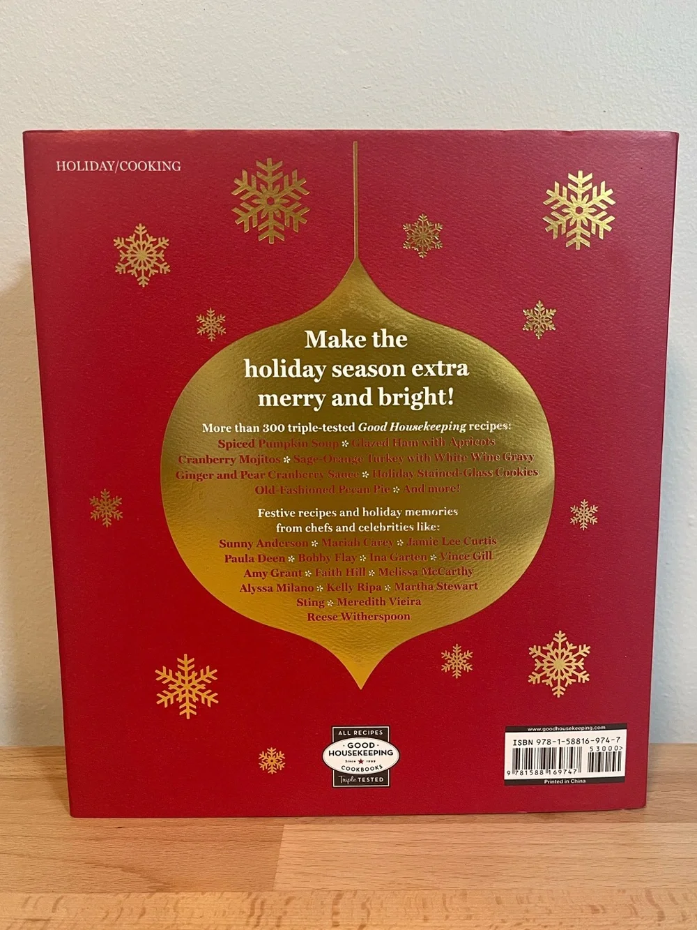 The Good Housekeeping Christmas Cookbook: Recipes, Decorating, Crafts, Gifts